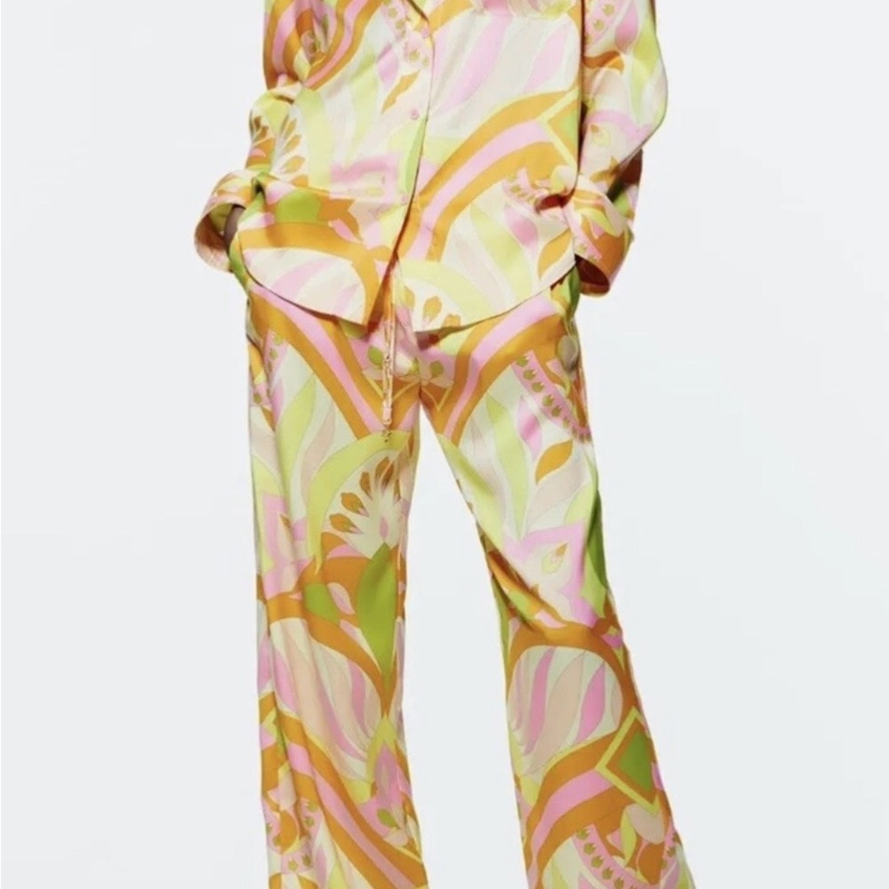 Zara Multicolor Abstract Print set
